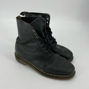 dr martens women’s black leather combat boots size 5